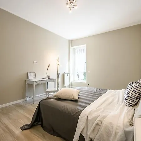 Apartament Essenza Moderna Brescia